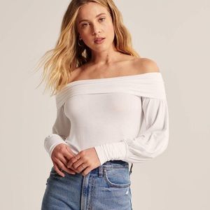 Abercrombie and Fitc off the shoulder long sleeve